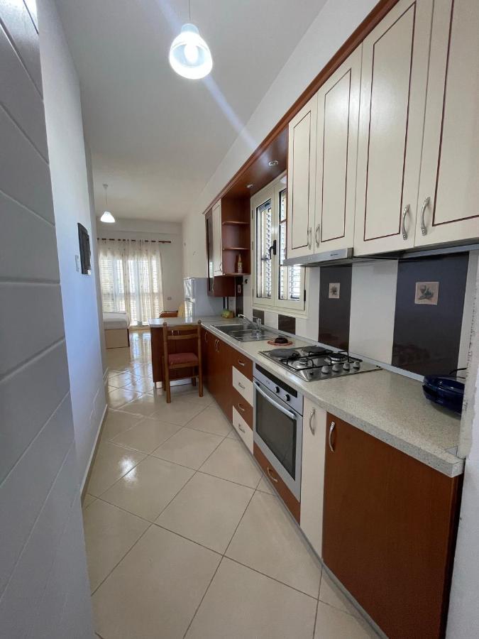 John'S Holiday Home Vlorë Buitenkant foto